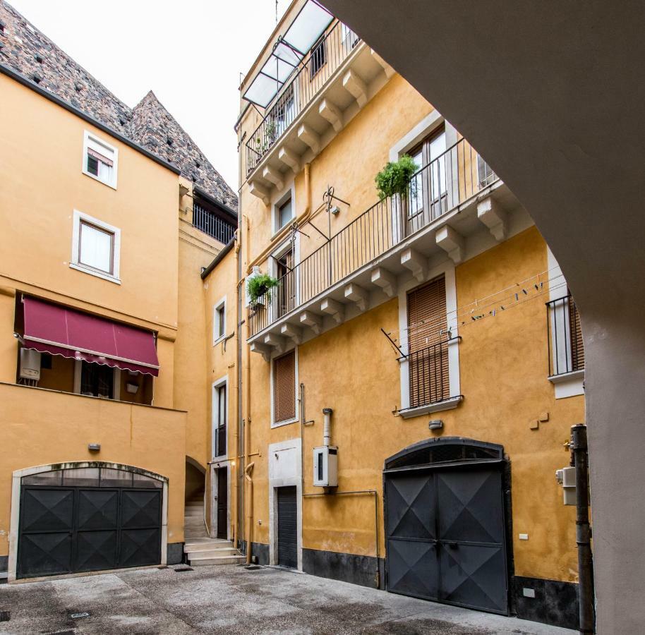 Etnart Gallery House 卡塔尼亚 外观 照片