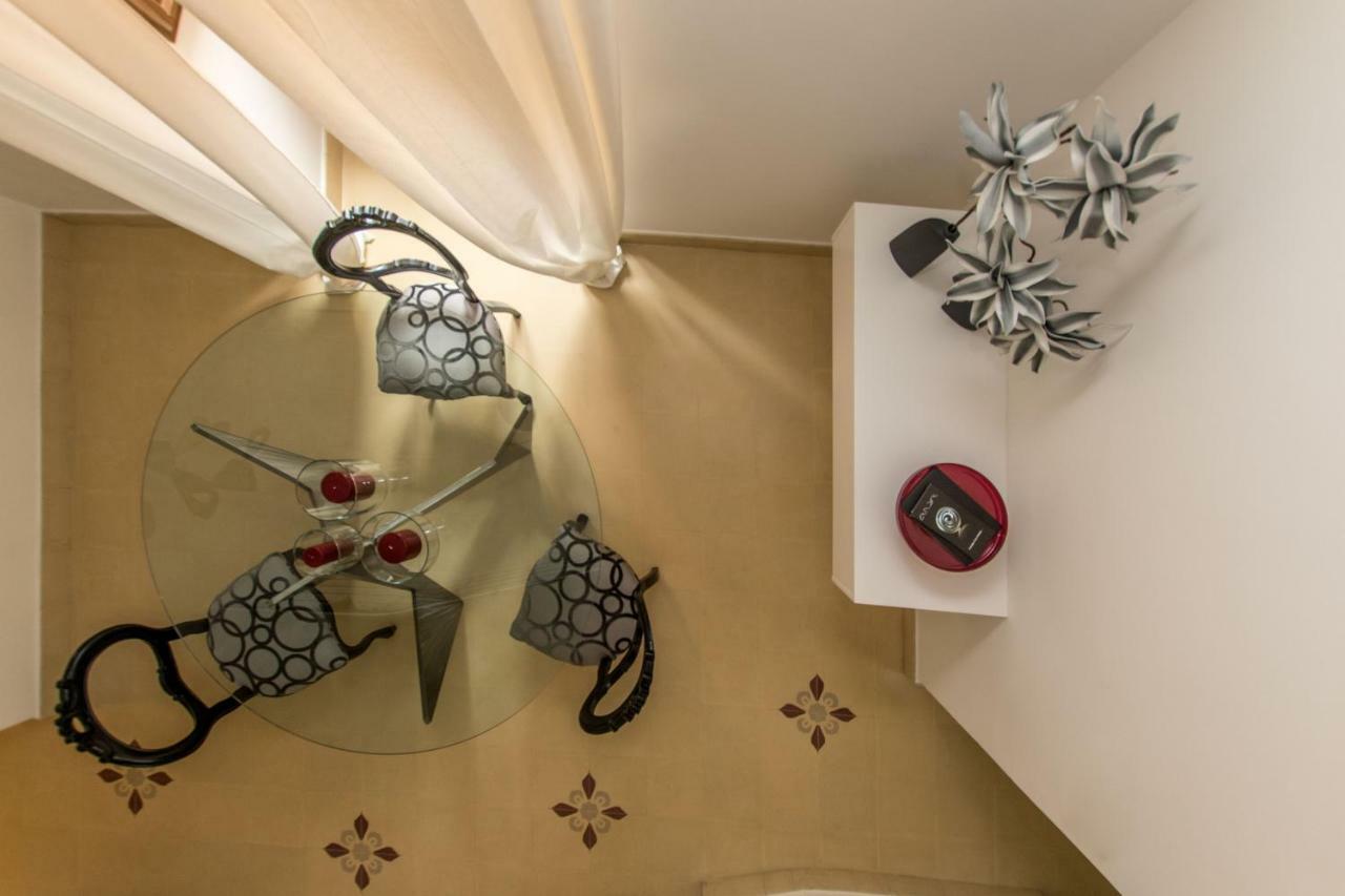 Etnart Gallery House 卡塔尼亚 外观 照片