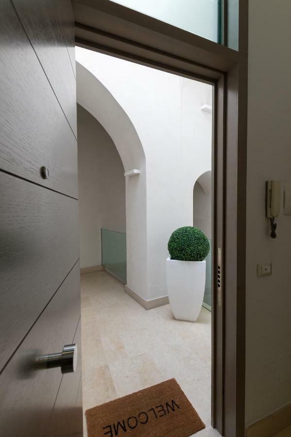 Etnart Gallery House 卡塔尼亚 外观 照片